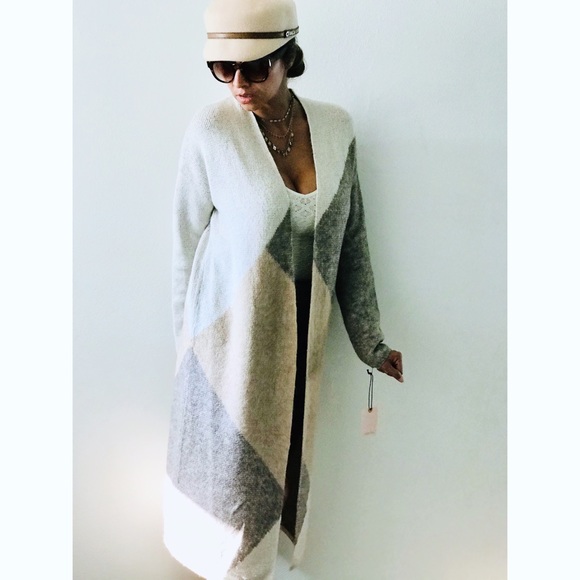 Sincerly Jules Sweaters - NWT Sincerely Jules Tan Cardigan Sweater